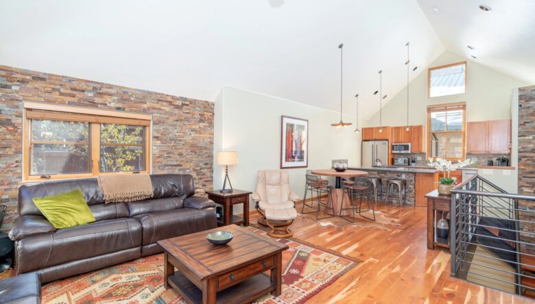 Owl Meadows Condo In The Heart of Telluride - Telluride, Colorado