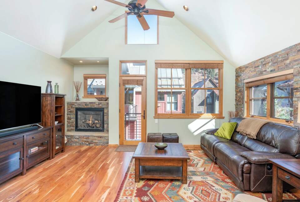 Owl Meadows Condo In The Heart of Telluride - Telluride, Colorado