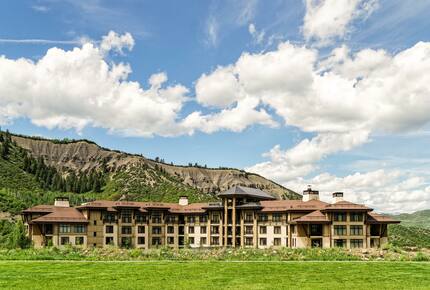 Viceroy Hotel Ski-In/Ski-Out Sanctuary - Snowmass Village, Colorado