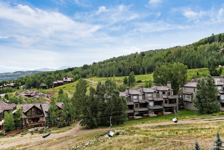 Viceroy Hotel Ski-In/Ski-Out Sanctuary - Snowmass Village, Colorado