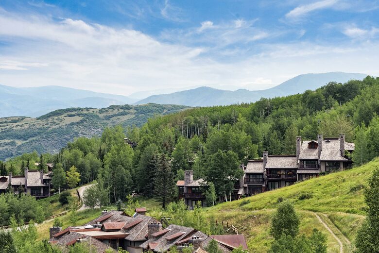 Viceroy Hotel Ski-In/Ski-Out Sanctuary - Snowmass Village, Colorado