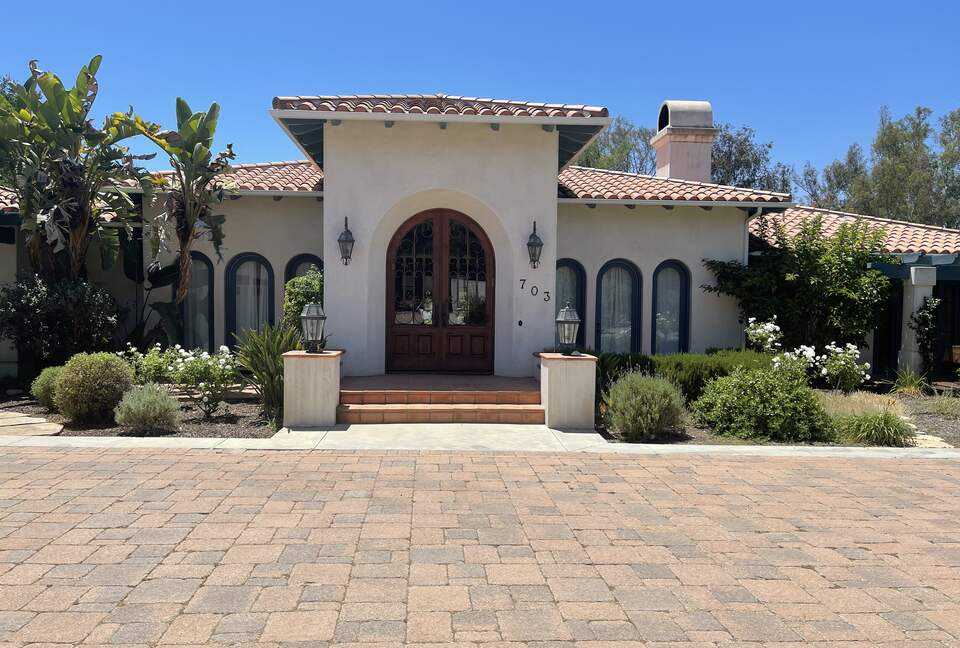 Mediterranean Villa by the Inn - Ojai, California