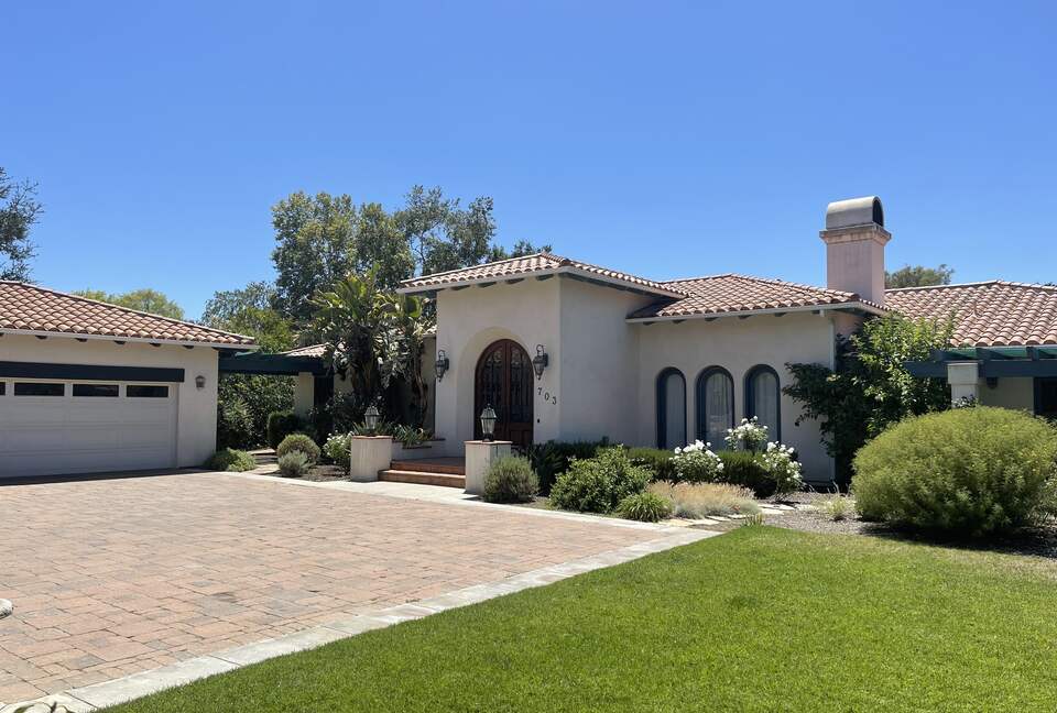 Mediterranean Villa by the Inn - Ojai, California