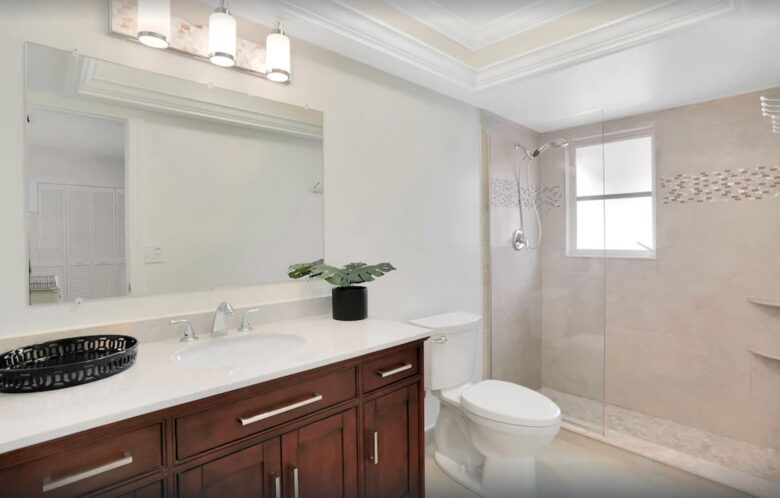 Luxury Cape Coral Yacht Club Villa - Cape Coral, Florida