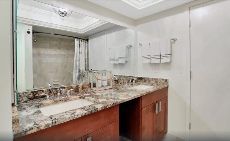 Luxury Cape Coral Yacht Club Villa - Cape Coral, Florida