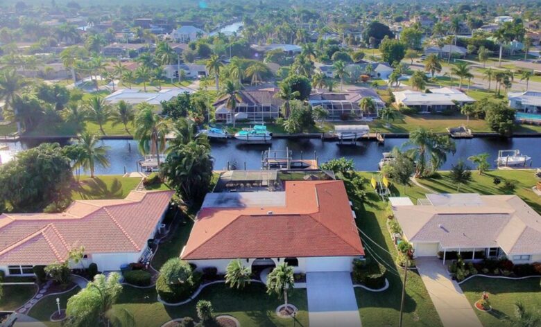 Luxury Cape Coral Yacht Club Villa - Cape Coral, Florida