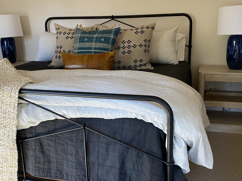 Guest bedroom with ensuite