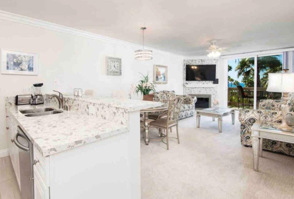 Ocean Views from "Patio on the Pacific" - Oceanside, California