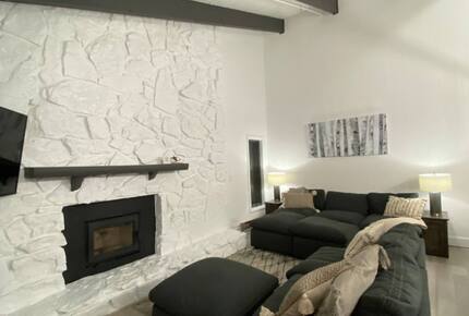 Slope Side Ski-In/Ski-Out Crested Butte Condo - Mt. Crested Butte, Colorado