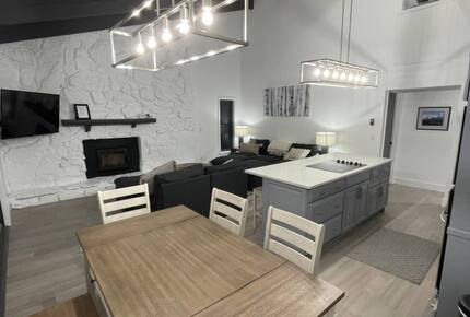 Slope Side Ski-In/Ski-Out Crested Butte Condo - Mt. Crested Butte, Colorado