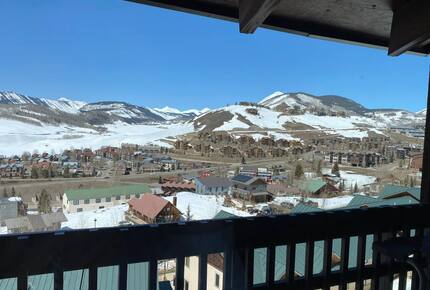 Slope Side Ski-In/Ski-Out Crested Butte Condo - Mt. Crested Butte, Colorado