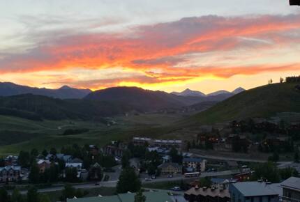 Slope Side Ski-In/Ski-Out Crested Butte Condo - Mt. Crested Butte, Colorado