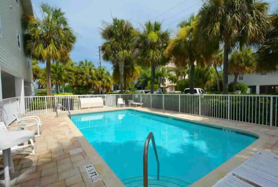 Indian Rocks Beach Villa with heated pool - Indian Rocks Beach, Florida