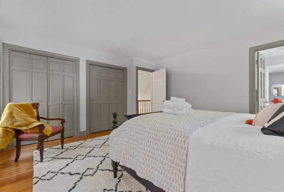 Luxury Waterfront Retreat w/ Private Pool & Dock - Weems, Virginia