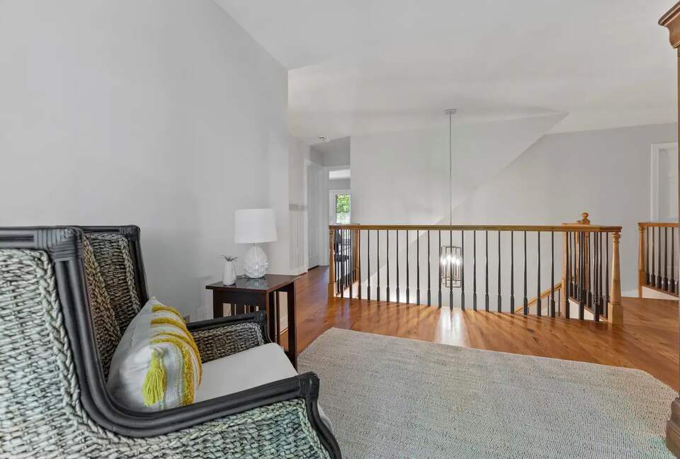 Luxury Waterfront Retreat w/ Private Pool & Dock - Weems, Virginia