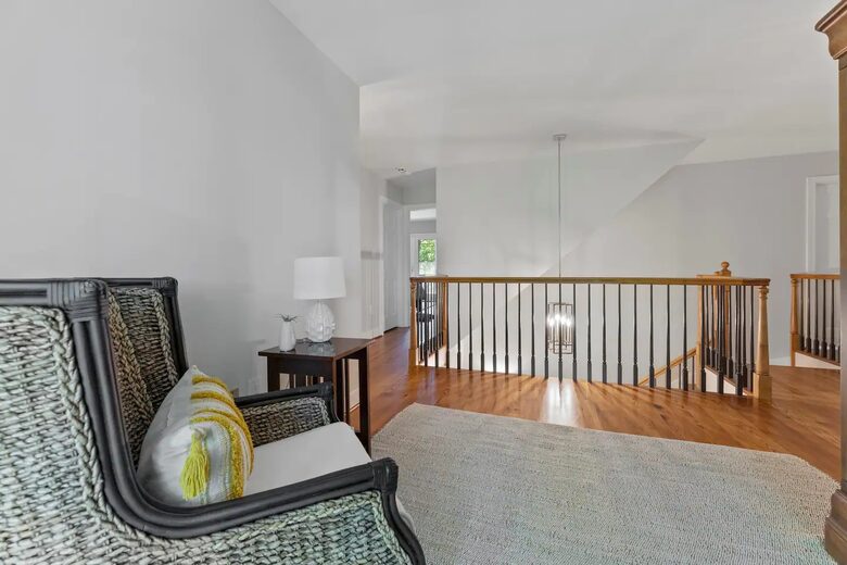 Luxury Waterfront Retreat w/ Private Pool & Dock - Weems, Virginia