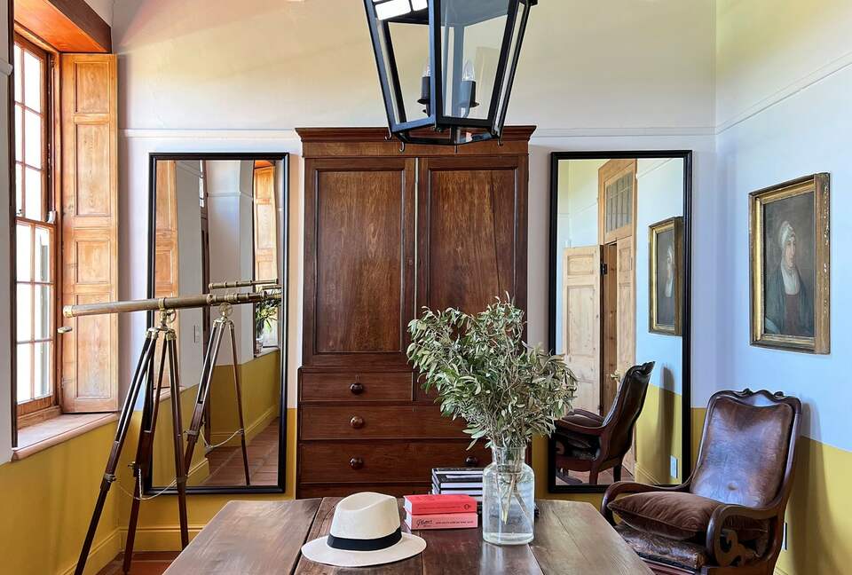 The Penhill Estate (R) - Nuy Valley, South Africa