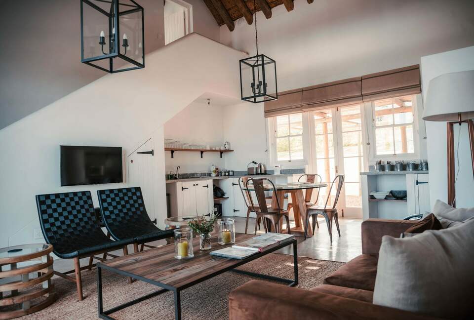 The Penhill Estate (R) - Nuy Valley, South Africa