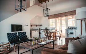 The Penhill Estate (R) - Nuy Valley, South Africa