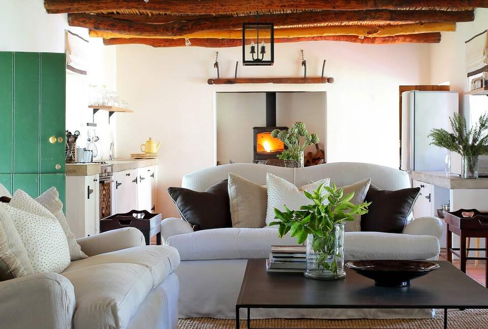 The Penhill Estate (R) - Nuy Valley, South Africa