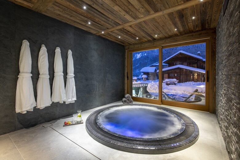 La Maison (R) - Montriond, France