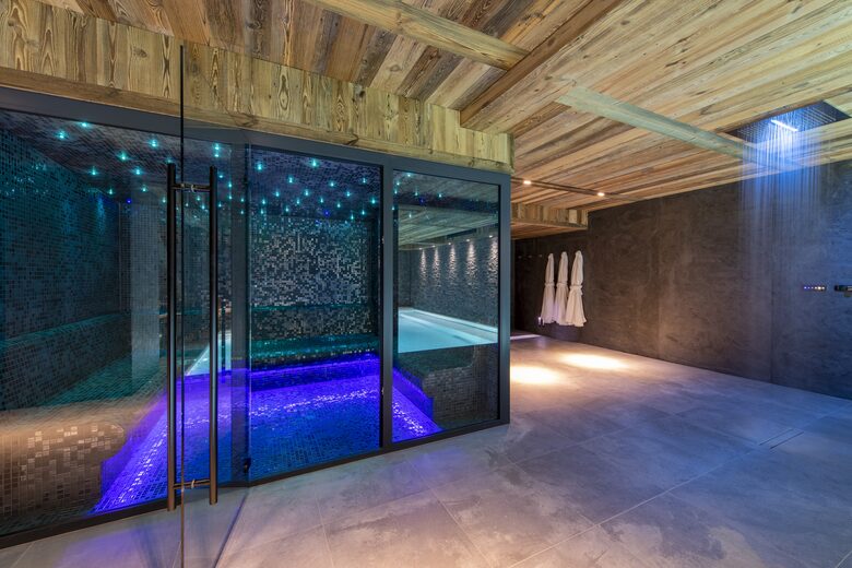 La Maison (R) - Montriond, France