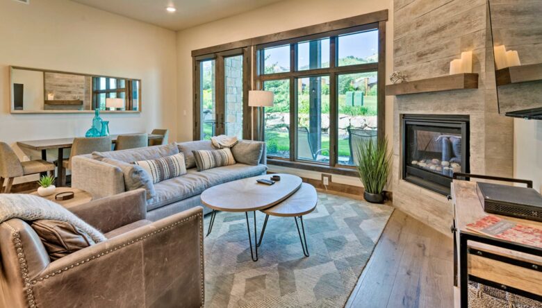 Luxe Park City Condo - Walk To Ski Lift! - Park City, Utah