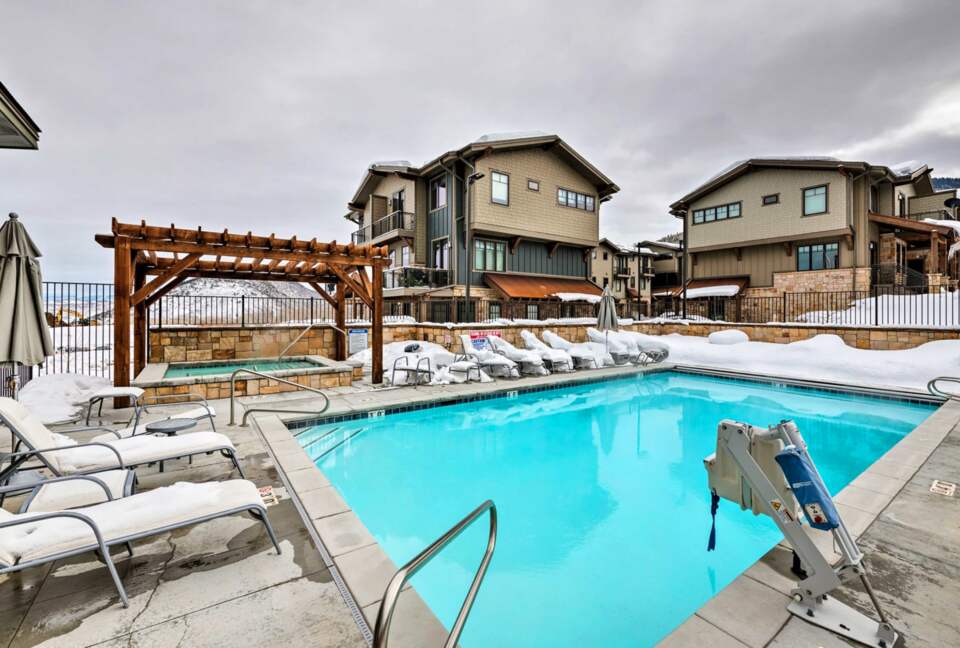 Luxe Park City Condo - Walk To Ski Lift! - Park City, Utah