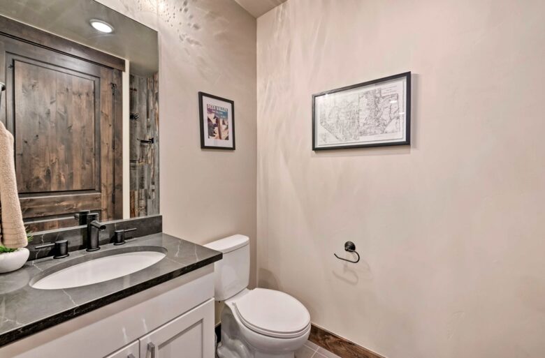 Luxe Park City Condo - Walk To Ski Lift! - Park City, Utah