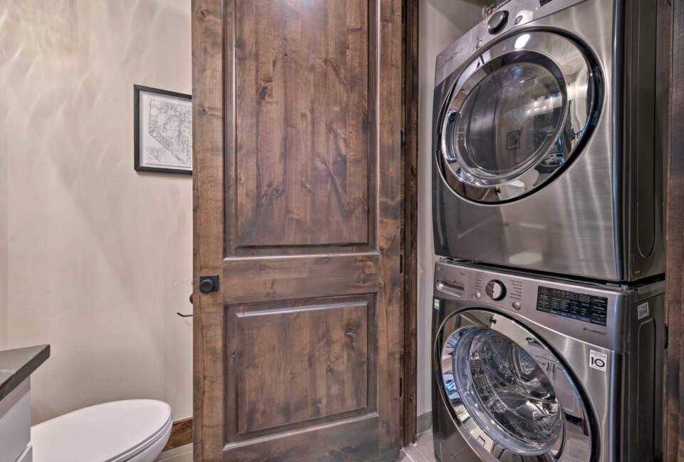 Luxe Park City Condo - Walk To Ski Lift! - Park City, Utah