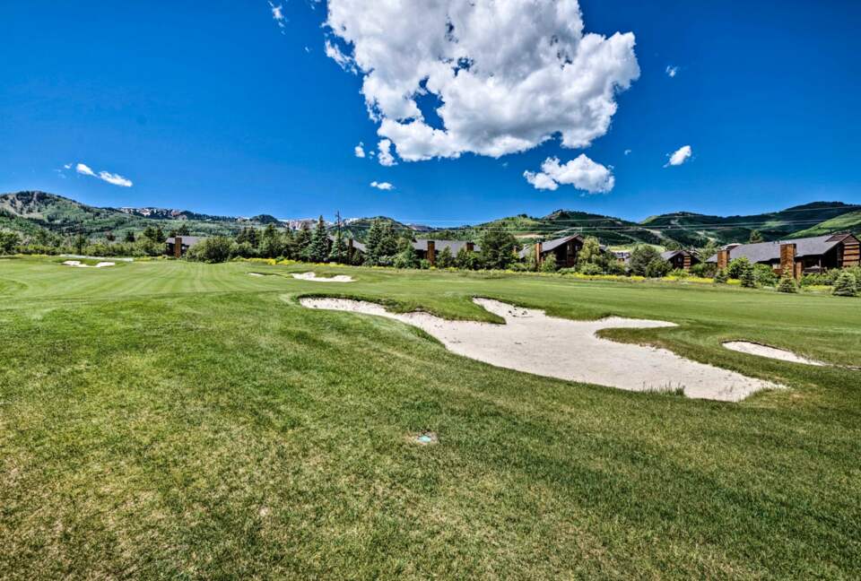 Luxe Park City Condo - Walk To Ski Lift! - Park City, Utah