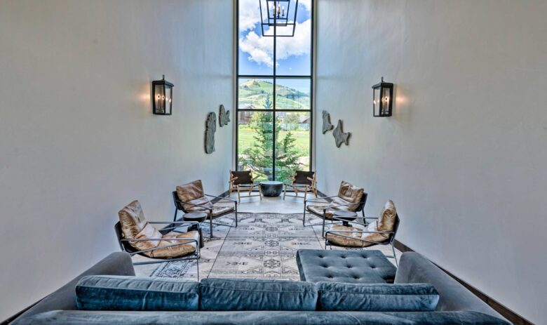 Luxe Park City Condo - Walk To Ski Lift! - Park City, Utah