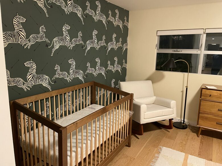 Modern Beach House Steps from the Sand - Marina Del Rey, California