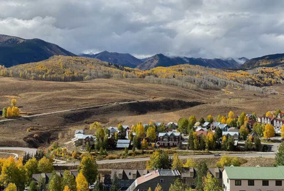 Slope Side Ski-In/Ski-Out Crested Butte Condo - Mt. Crested Butte, Colorado