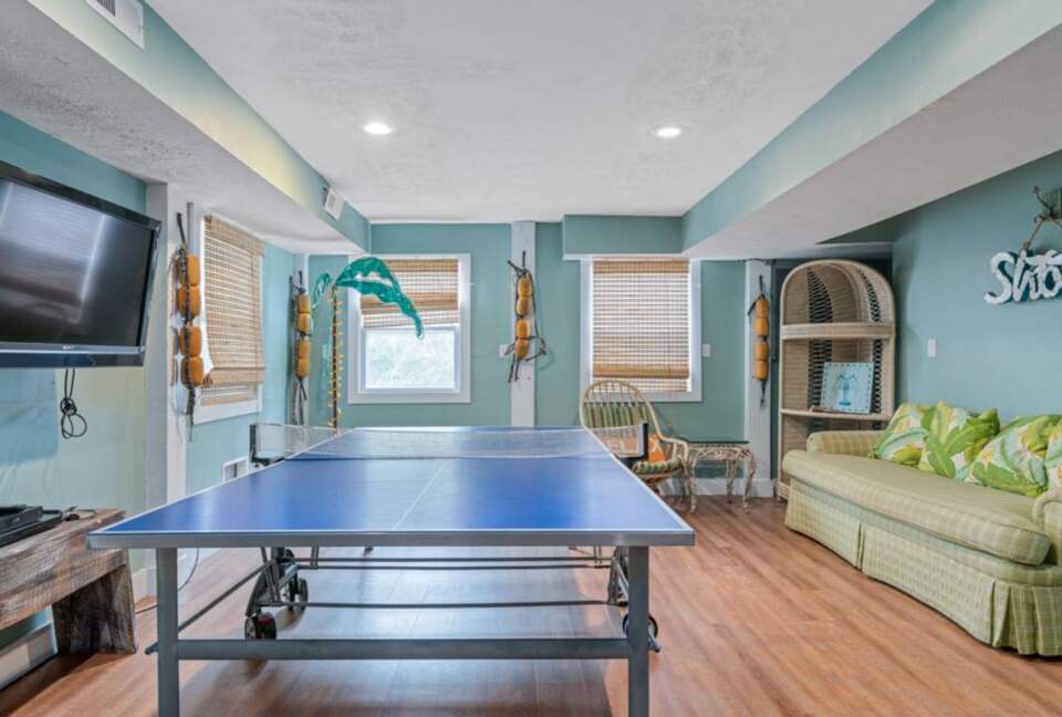 Fairwinds Oceanfront Escape - Caswell Beach, North Carolina