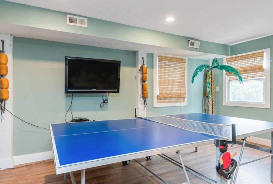 Fairwinds Oceanfront Escape - Caswell Beach, North Carolina