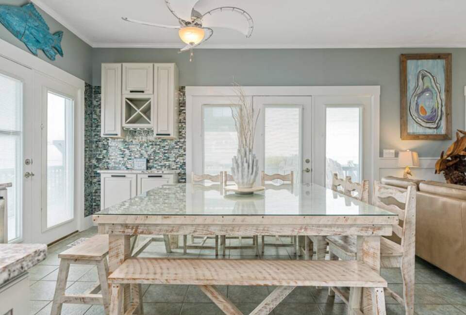 Fairwinds Oceanfront Escape - Caswell Beach, North Carolina