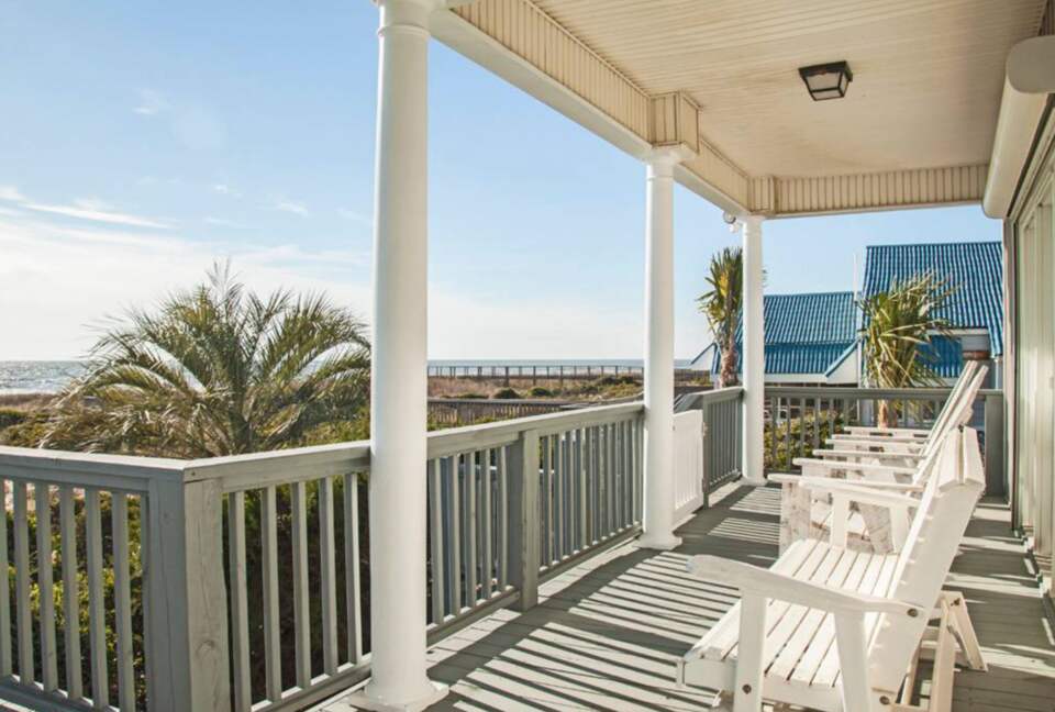 Fairwinds Oceanfront Escape - Caswell Beach, North Carolina