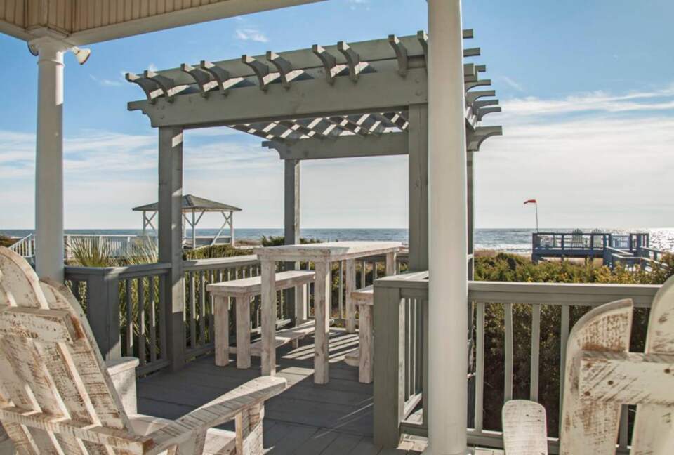 Fairwinds Oceanfront Escape - Caswell Beach, North Carolina