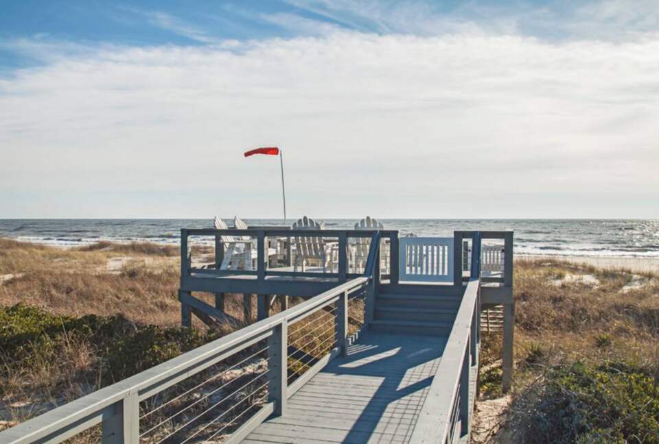 Fairwinds Oceanfront Escape - Caswell Beach, North Carolina