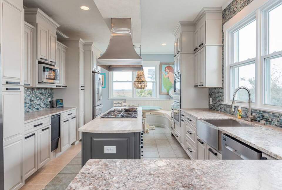 Fairwinds Oceanfront Escape - Caswell Beach, North Carolina