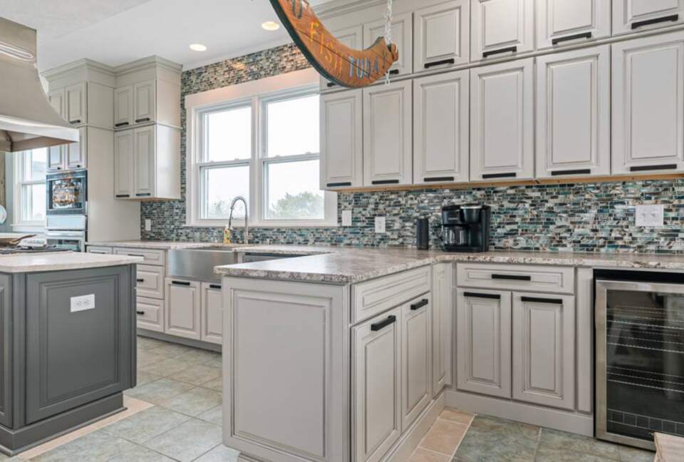 Fairwinds Oceanfront Escape - Caswell Beach, North Carolina