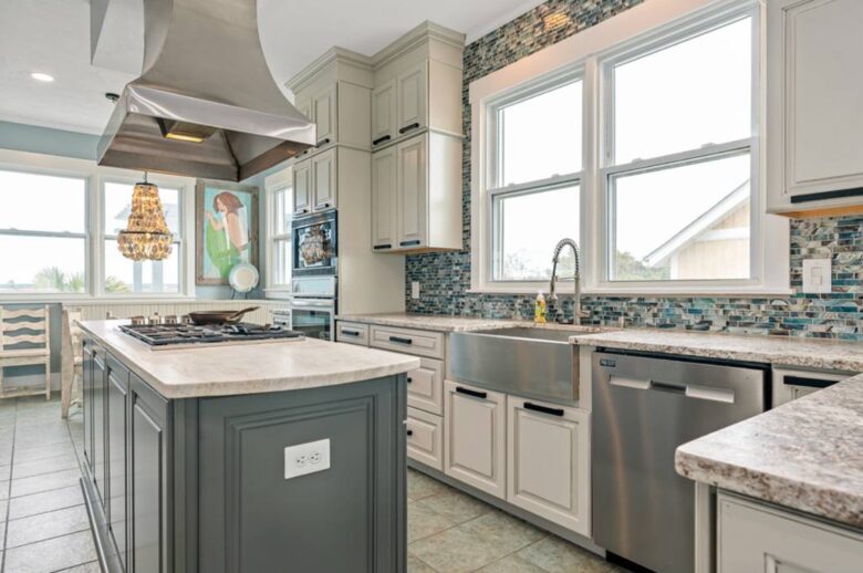 Fairwinds Oceanfront Escape - Caswell Beach, North Carolina