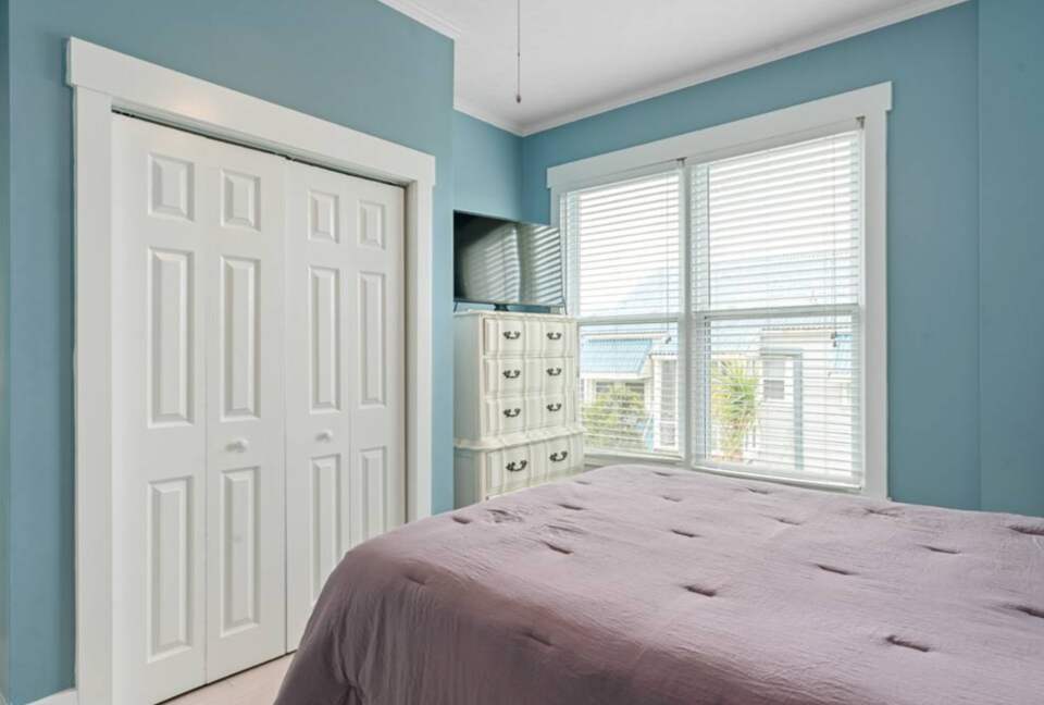 Fairwinds Oceanfront Escape - Caswell Beach, North Carolina