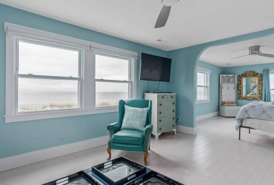 Fairwinds Oceanfront Escape - Caswell Beach, North Carolina