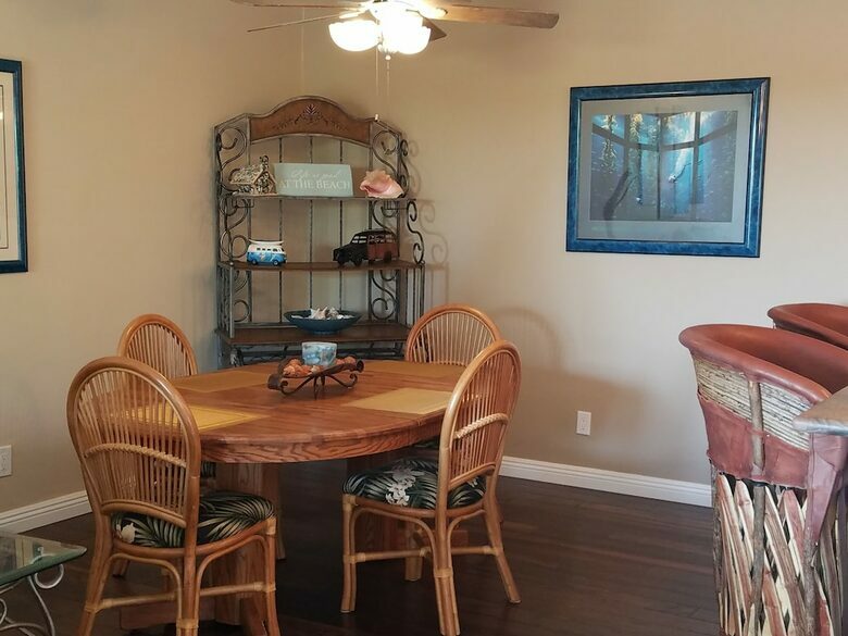 Solana Beach Oceanside Escape | Enjoy the Sunsets from Your Balcony! - Solana Beach, California