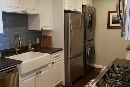 Solana Beach Oceanside Escape | Enjoy the Sunsets from Your Balcony! - Solana Beach, California