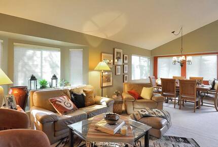 Bonita Buho - Tucson, Arizona