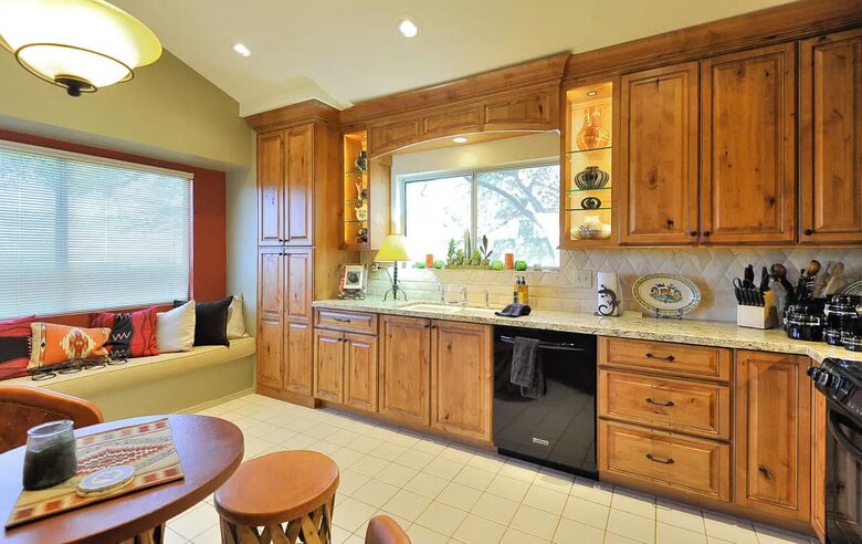 Bonita Buho - Tucson, Arizona