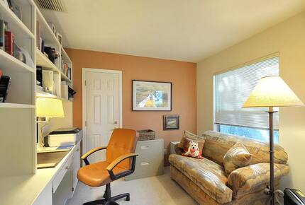 Bonita Buho - Tucson, Arizona